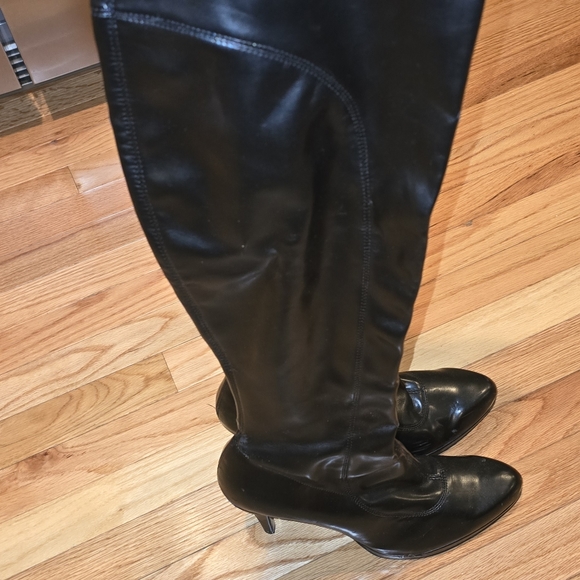 COPY - Various Prices > Designer Heels Waiting For Rejuvenation - Sizes 11 & 12 - Picture 7 of 11